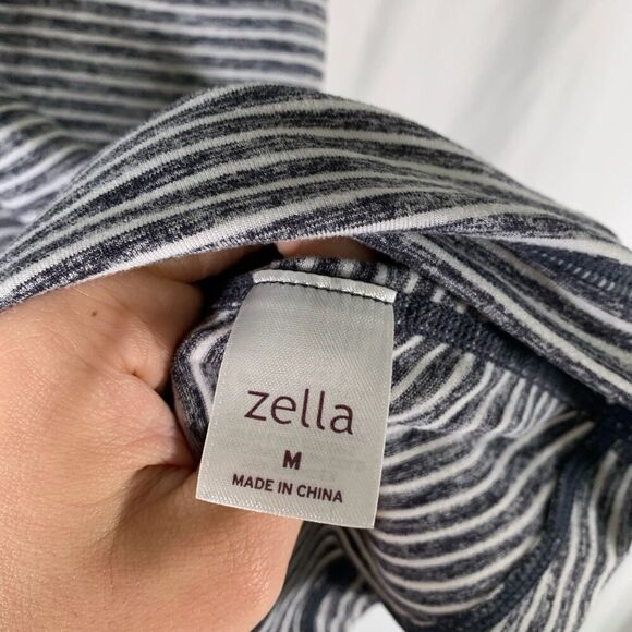 Zella Tank Top Women's Medium Grey Striped Round Neck Pullover Top - Picture 5 of 11